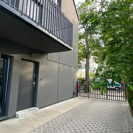 公寓 Surfhouse Oliwa 格但斯克