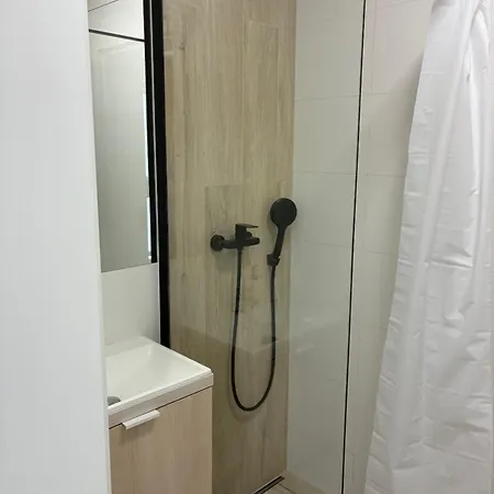 Surfhouse Oliwa 公寓 *